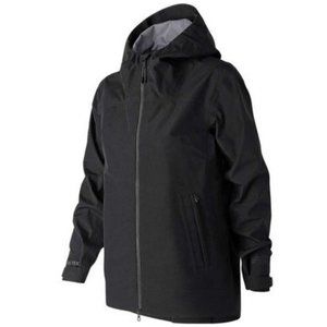 NEW $450 New Balance 3 Layer Gore Tex Jacket!  Small  Black  Relaxed Fit